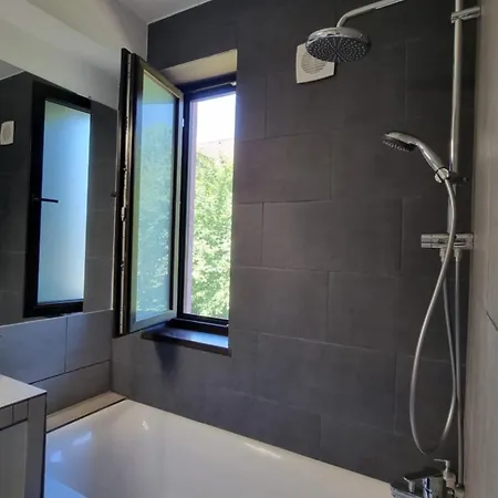 Bliss Nest - Cazare Spital Fundeni Apartment *