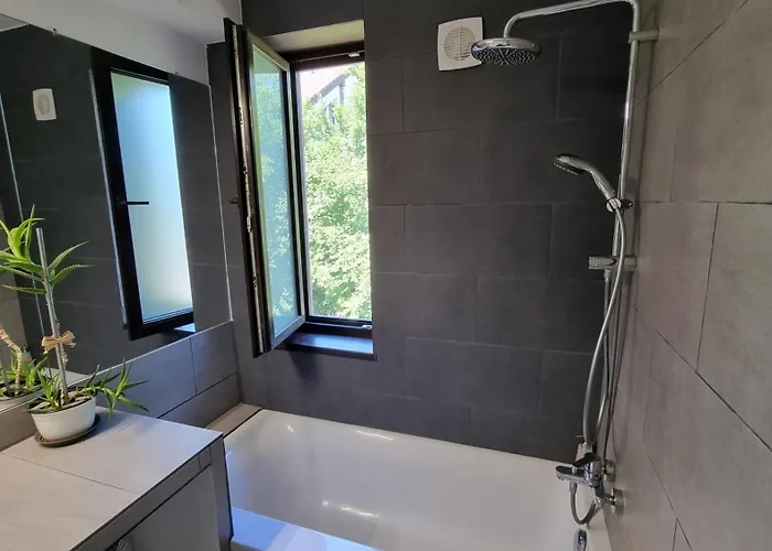 Appartement Bliss Nest - Cazare Spital Fundeni Boekarest